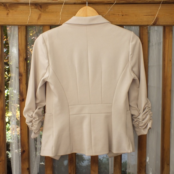 Beige Detailed/Rouched 3/4 Length Blazer - Picture 2 of 2